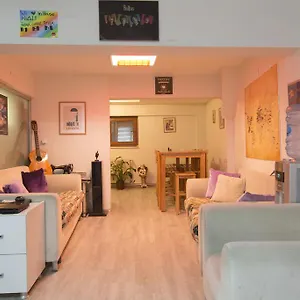  Hostel In House